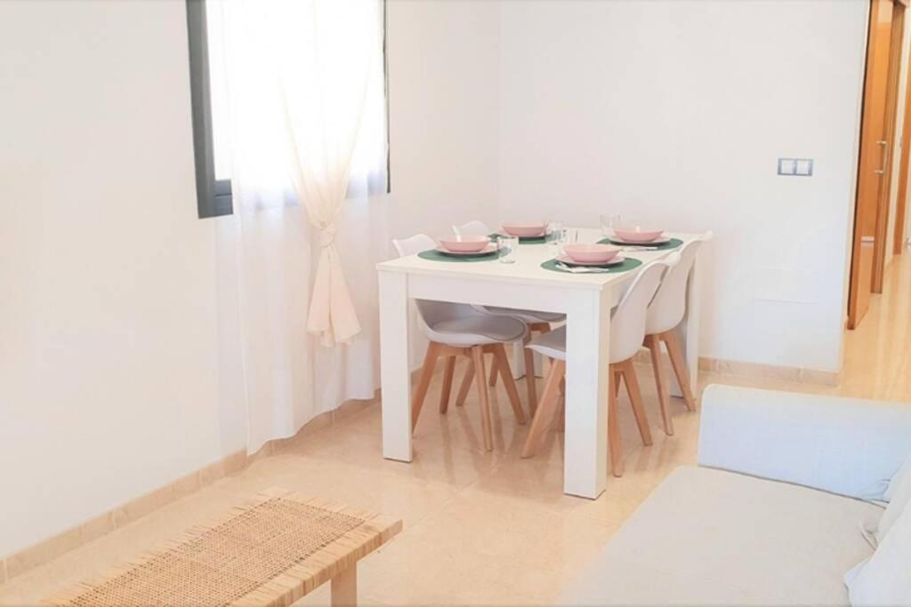 Nuevo Con Piscina En Golf Aguadulce Almeria La Envia