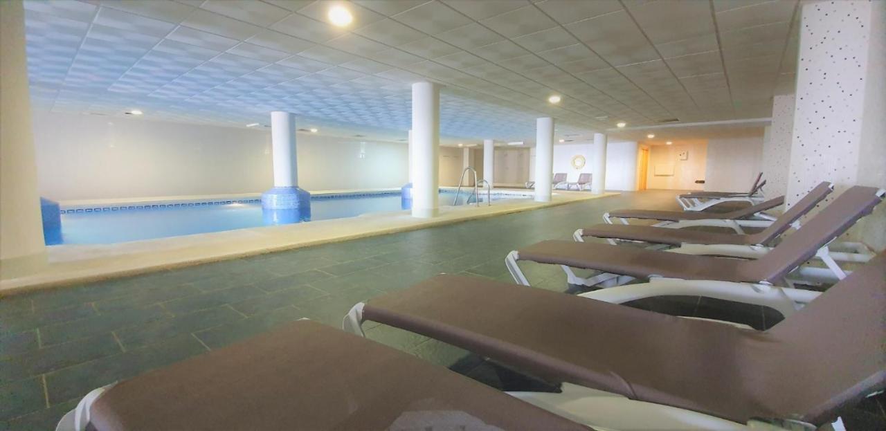 Nuevo Con Piscina En Golf Aguadulce Almeria * La Envia